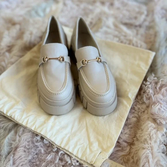 New York & Company Cream Platform Loafers with Gold Detail - Picture 5 of 6